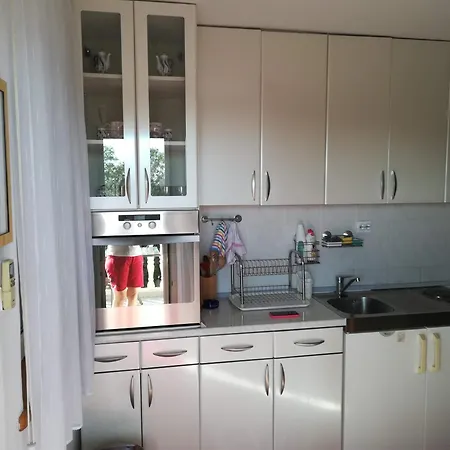 Petrovac Na Moru Appartamento *